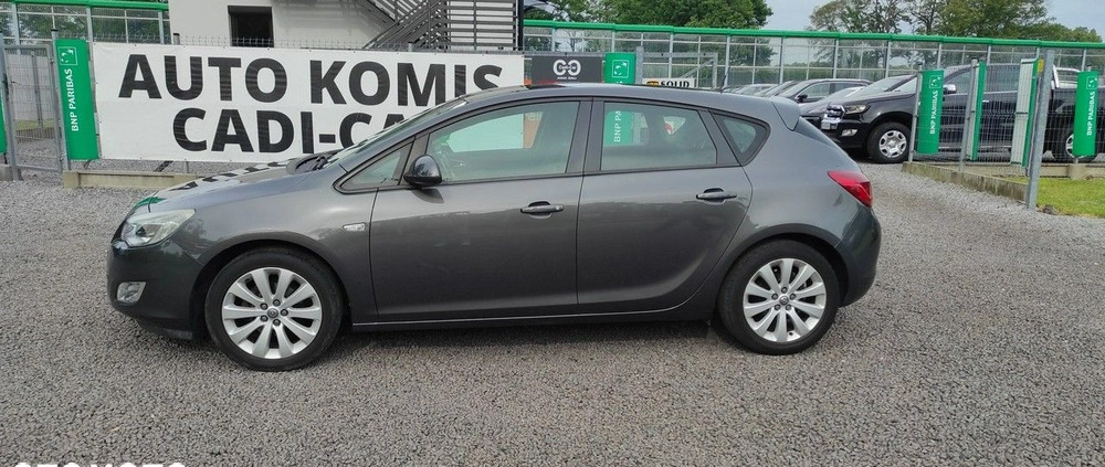 Opel Astra cena 22900 przebieg: 145000, rok produkcji 2011 z Orneta małe 121